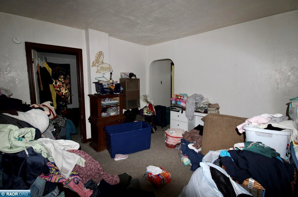 12358 Morton Ave, Hibbing MN  55746-8318 exterior