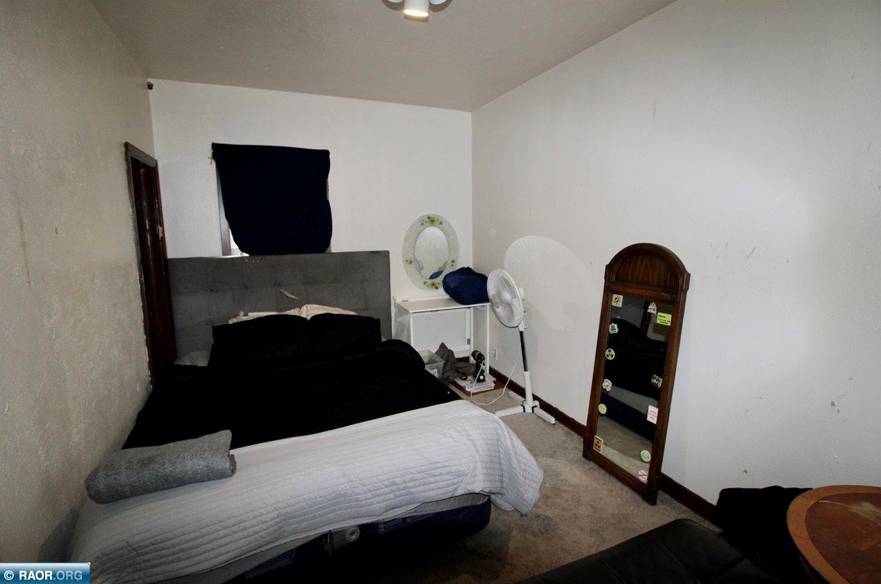 12358 Morton Ave, Hibbing MN  55746-8318 exterior