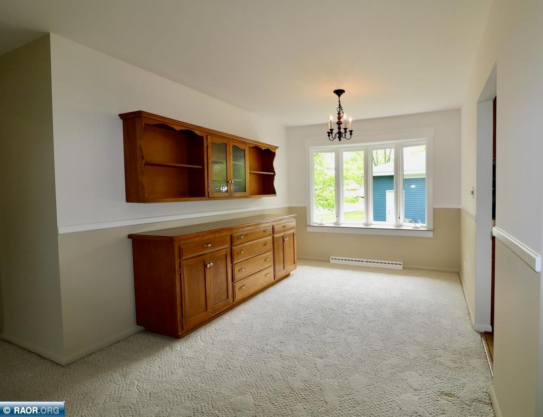 404 Coventry Rd, Hoyt Lakes MN 55750-1329 exterior