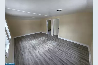 829 13th St N, Virginia, MN 55792 - Photo 7