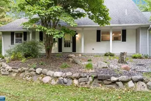 318 Viking Dr, Hoyt Lakes, MN 55750 - Photo 1