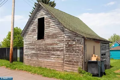 528 5th Avenue, Two Harbors, MN 55616 - Photo 17