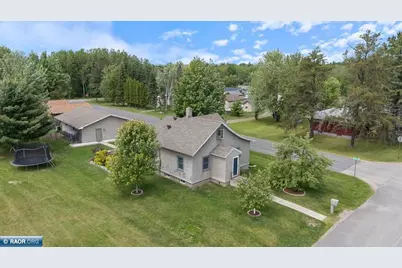 201 17th Ave W, Eveleth, MN 55734 - Photo 1