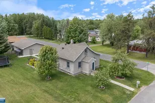 201 17th Ave W, Eveleth, MN 55734 - Photo 1