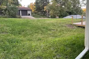 1011 Jefferson St, Eveleth, MN 55734 - Photo 15