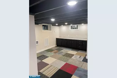 1011 Jefferson Street, Eveleth, MN 55734 - Photo 17