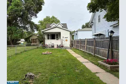2523 4th Avenue East, Hibbing, MN 55746 - Photo 1