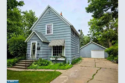 3725 4th Ave E, Hibbing, MN 55746 - Photo 1