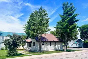 120 2nd Ave SE, Cook, MN 55723 - Photo 1