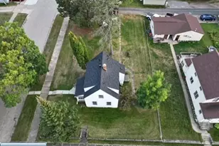 805 2nd Ave SW, Chisholm, MN 55719 - Photo 5