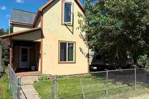 22 SW 3rd St, Chisholm, MN 55719 - Photo 1
