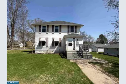 126 5th Street NW, Chisholm, MN 55719 - Photo 1