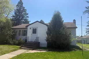 602 3rd St N, Biwabik, MN 55708 - Photo 1