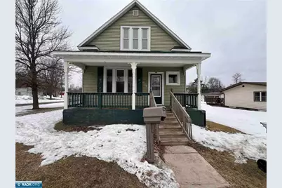 401 NW 1st Ave, Chisholm, MN 55719 - Photo 1