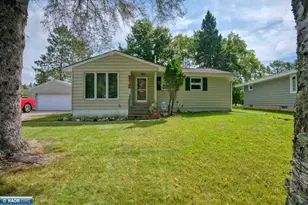 312 S 2nd St W, Aurora, MN 55705 - Photo 1