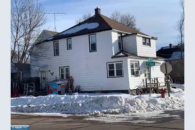 101 E 18th St, Hibbing, MN 55746 - Photo 1