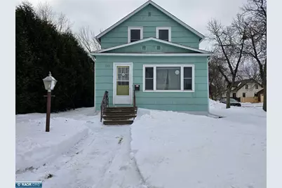 2101 12th Ave E, Hibbing, MN 55746 - Photo 1