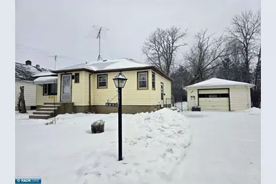 507 E 38th Street, Hibbing, MN 55746 - Photo 1