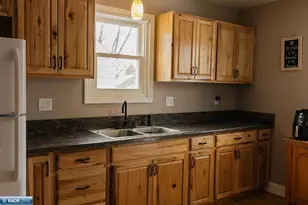 1125 Minnesota St, Hibbing, MN 55746 - Photo 9