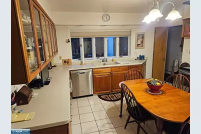 816 E 25th St, Hibbing, MN 55746 - Photo 9