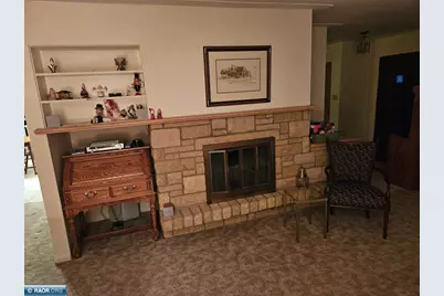 816 E 25th St, Hibbing, MN 55746 - Photo 13