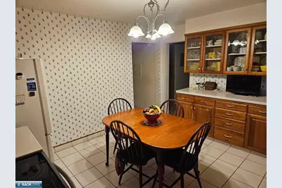 816 E 25th St, Hibbing, MN 55746 - Photo 35