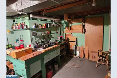 816 E 25th St, Hibbing, MN 55746 - Photo 39