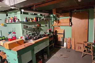 816 E 25th St, Hibbing, MN 55746 - Photo 39