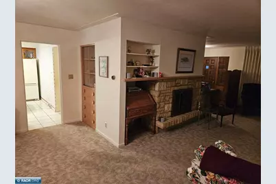 816 E 25th St, Hibbing, MN 55746 - Photo 15