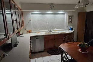 816 E 25th St, Hibbing, MN 55746 - Photo 7