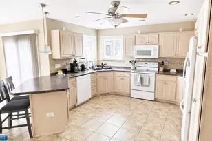 300 Coventry, Hoyt Lakes, MN 55750 - Photo 3