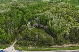 10597 Orr-Buyck Rd, Orr, MN 55771 - Photo 9