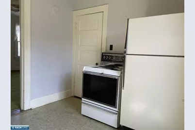 324 S 4th Ave E, Ely, MN 55731 - Photo 21