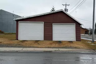 1702 1st Ave, International Falls, MN 56649 - Photo 5