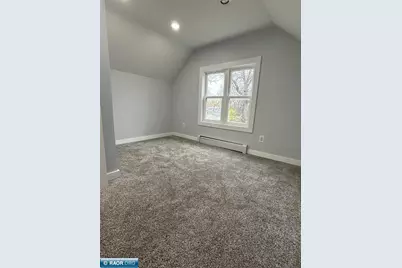 2605 E 4th Ave, Hibbing, MN 55746 - Photo 17