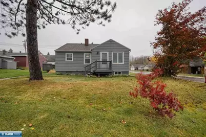 1008 Douglas Ave, Eveleth, MN 55734 - Photo 1