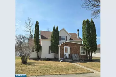1011 10th Street, International Falls, MN 56649 - Photo 1