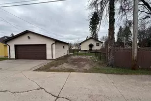 1229 12th St S, Virginia, MN 55792 - Photo 7