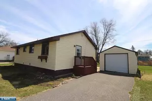 218 Dorchester Dr, Hoyt Lakes, MN 55750 - Photo 27