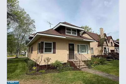 2721 3rd Ave W, Hibbing, MN 55746 - Photo 1