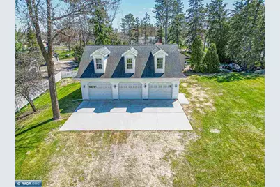 3802 First Avenue, Hibbing, MN 55746 - Photo 3