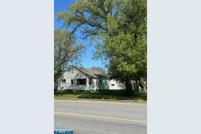 1104 11th Street, International Falls, MN 56649 - Photo 3