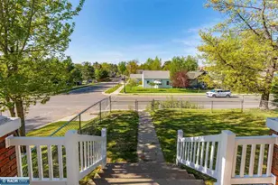 304 E James St, Ely, MN 55731 - Photo 33