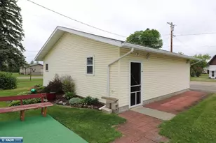 127 5th Ave S, Biwabik, MN 55708 - Photo 9