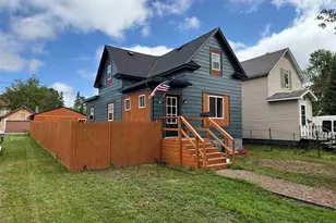 224 3rd St NW, Chisholm, MN 55719 - Photo 3
