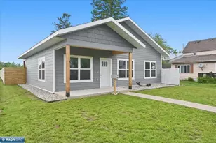 2213 Oakes Ave, Superior, WI 54880 - Photo 1