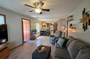 1101 Minnesota St, Hibbing, MN 55746 - Photo 15