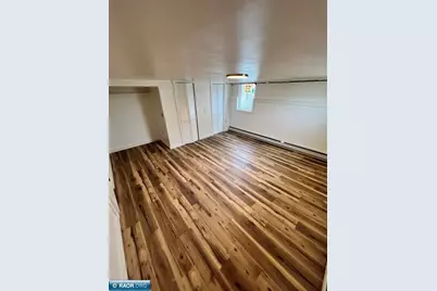 2401 7th Ave E, Hibbing, MN 55746 - Photo 27