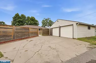 722 S 8th St, Virginia, MN 55792 - Photo 29
