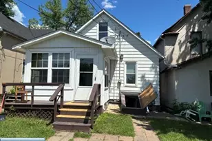 403 5th St SW, Chisholm, MN 55719 - Photo 1